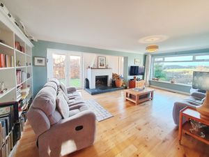 Photo 15- click for photo gallery